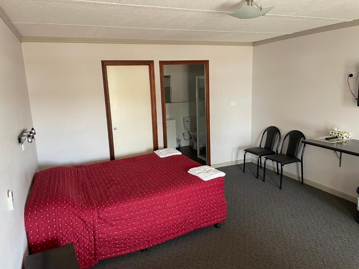 Paringa Hotel Motel Renmark Buitenkant foto